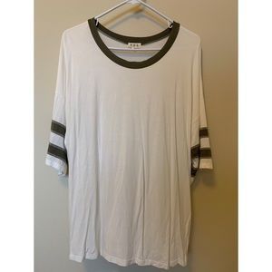 Super soft, stretchy tee